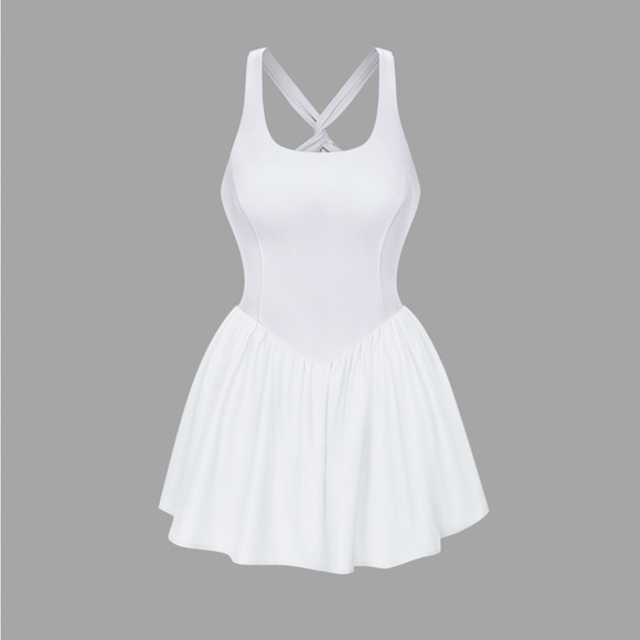 NWT HALARA Backless Corset 2-in-1 Pocket Mini Quick Dry White Active Dress Sz M - Picture 1 of 10